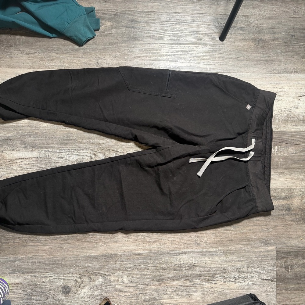 Figs Black Women Scrub Pants